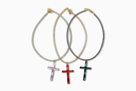Collar Cruz