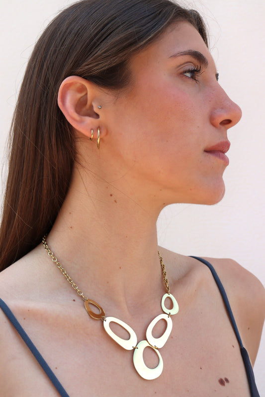 Collar Sahara