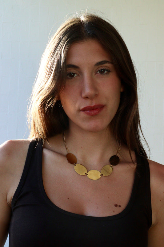 Collar Oliva Dorado